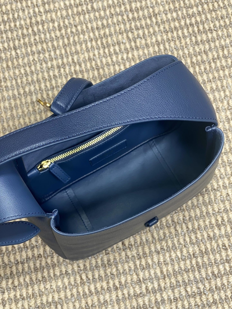 Y51 hobo bags